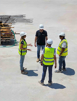 Equipo Opera reunido